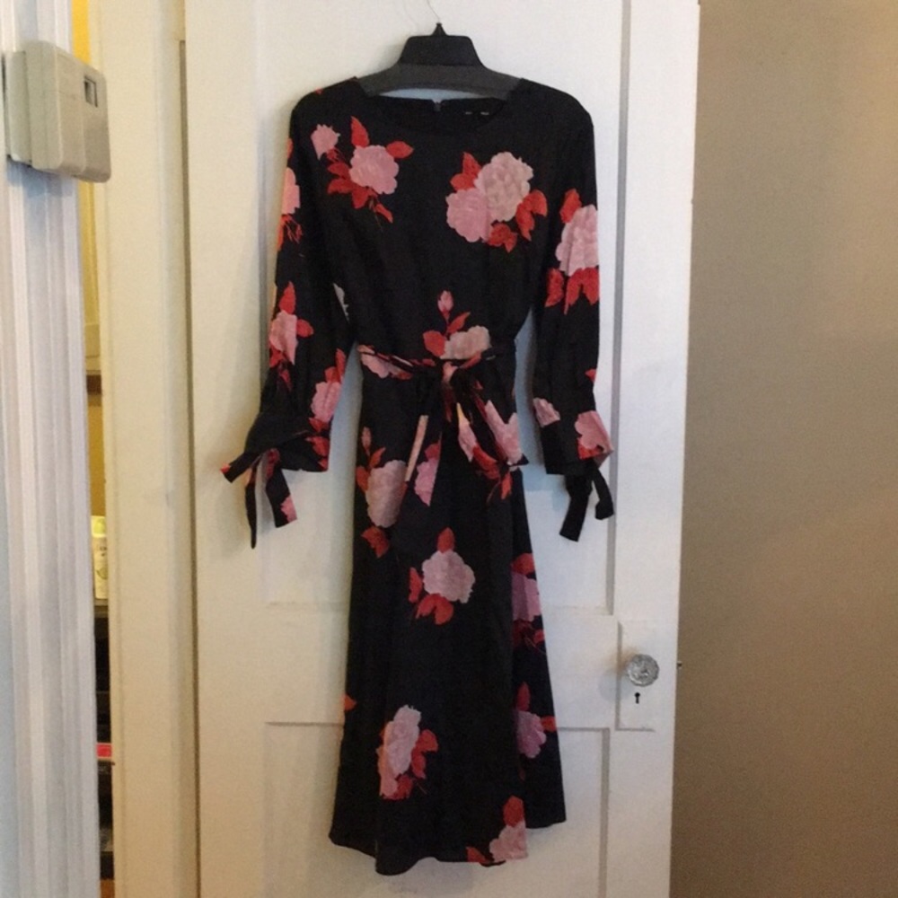 Who What Wear black long sleeve flowered midi
